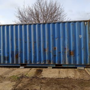 Gebrauchter blauer 20 Fuß Container in Qualitätsstufe C, ideal als wetterfester Lagercontainer.